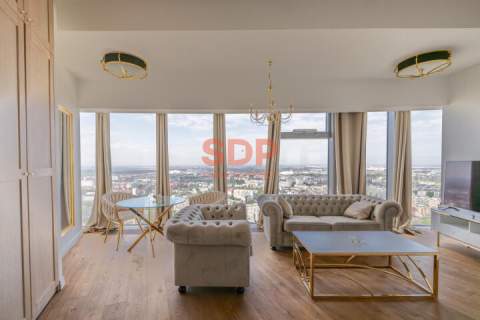 Apartament w stylu glamour na 28. piętrze z widokiem na Wrocław