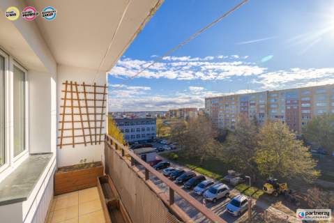 Mieszkanie 2-pok z osobna kuchnią, duży balkon