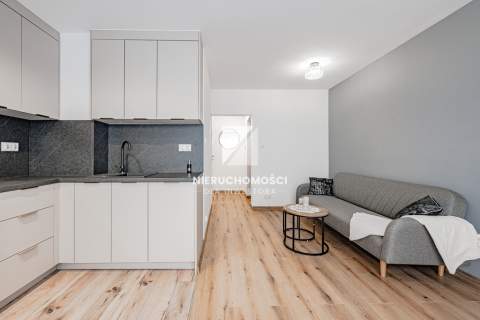 Dolinki, 2 pokoje po remoncie, 35 mkw, balkon