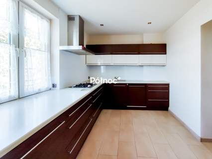Przestronny dom Komarów Dolny 240m2