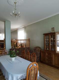 Radom / os. Żakowiece / dom wolnostojacy / 6 pokoi