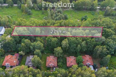 Marki   Działka pod 18 lokali szeregowych.