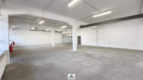 Lokal handlowo-magazynowy 268 m2 brama parking
