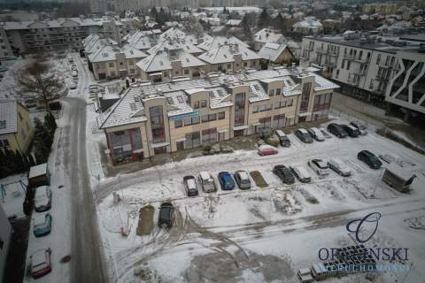 Lokal Usługowy Parking Branża Beauty, Medyczna