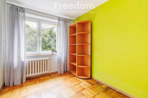 3 pokojowe mieszkanie na parterze z balkonem