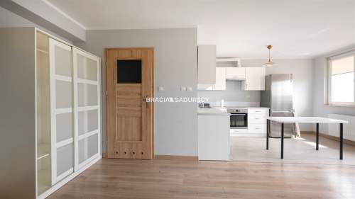 Przestrzenne 40m2 1 Pokój 6p Balkon 10m2