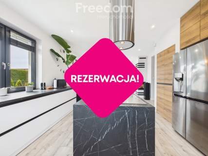 Nowoczesny dom parterowy z widokiem na horyzont