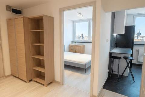 Jasne 2 pokoje, balkon - Na Ostatnim Groszu 44