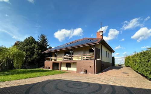 Dom wolnostojący o powierzchni 200m2, działka 928m2,Kalisz