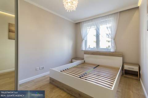 Bieńczyce, 56 m2, 3 pokoje, balkon, garaż, tramwaj