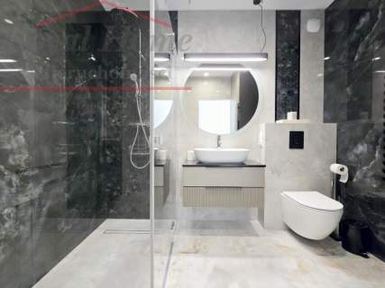 Luksusowy, wyposażony 3 pok apartament przy Rynku.