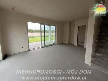Przestronny dom w Bronisławowie 
