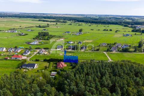 Działka niedaleko lasu o powierzchni 1331 m2