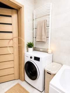 OSIEDLE FILMOWE, 42 m , BALKON, WINDA