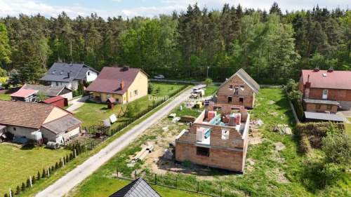 Dom w Lucernie 4 Dąbrówka przy lesie
