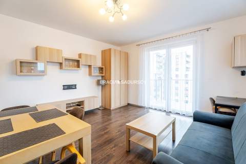 Zamknięte osiedle 2 pok. Balkon