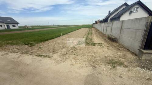 Działka rolna kl. III - 1500 m2, Czeska Wieś, Opolskie, Gm.Olszanka