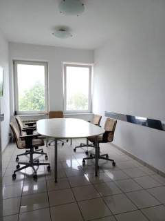 Nieruchomość komercyjna do wynajęcia, 250 m2, Warszawa