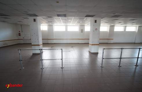 Lokal handlowo - usługowy z magazynem, Okulickiego, parter, 1360m2