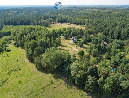 Widokowe działki pod lasem i blisko do plaży 