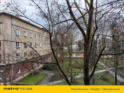 Kawalerka w bardzo dobrej lokalizacji.