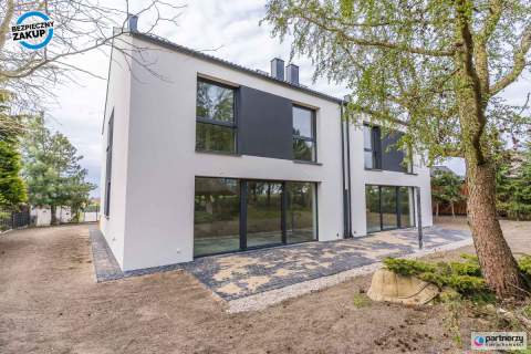 Piękny nowy 5 pokojowy dom 180m2 stan deweloperski