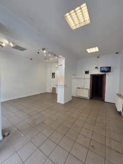 Lokal z WITRYNĄ 50m2 Centrum Wrocław Parter 
