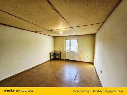 Dom z potencjałem w spokojnej okolicy blisko lasu
