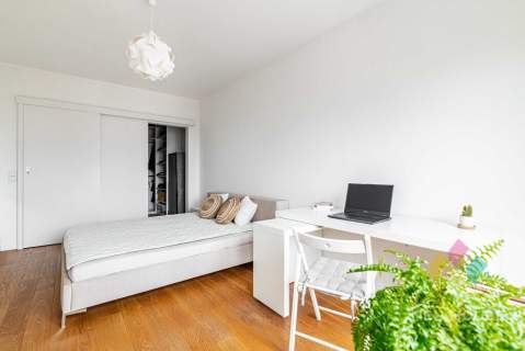 Jasne, komfortowe, 2 pokoje, loggia, Centrum