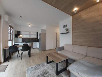 2pok. apartament dla wymagającego najemcy tuż nad Odrą