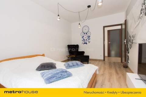 Mieszkanie- Trzesiecka 90m2/ poddasze do aranżacji