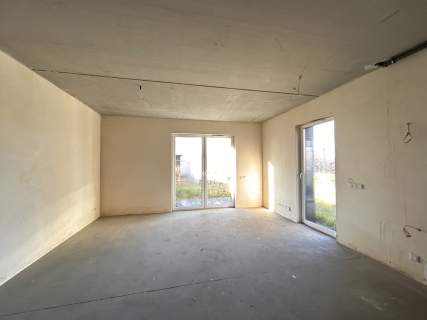 Unikatowa oferta. 3 kondygnacyjne z balkonem i ogródkiem