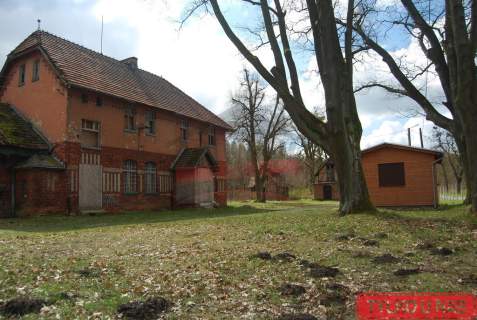 SPÓROK/Klimatyczna stacja mały domek 35m2