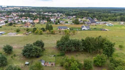 Działka budowlana Boronów 809m2 woda prąd