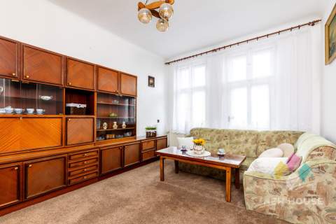 3 pokojowe z balkonem, w kamienicy