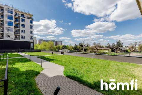 Nowy komfortowy apartament w sercu Piastowa