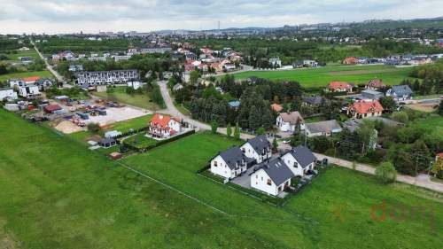 Działki pod inwestycje 2400 m2