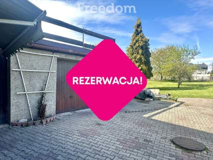 Dom dwurodzinny z dużą działką