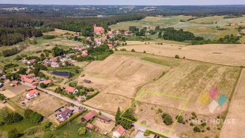 Działka pod siedlisko/małe gospodarstwo   Brąswałd