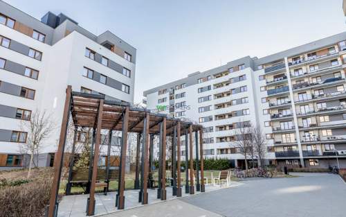 Słoneczne 2 pokoje z oddzielną kuchni, parking