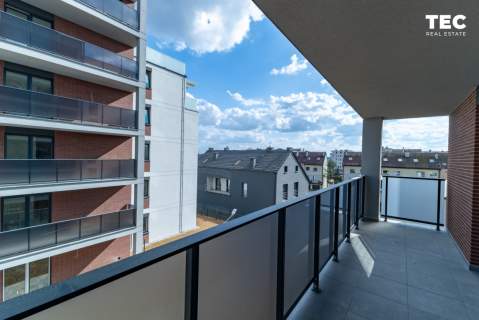 AKTUALNE Duży Balkon Tramwaj 300 m BEZ PCC