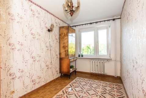 3 pokoje z balkonem i piwnicą