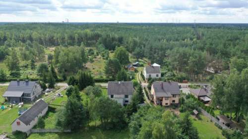 Dom z ogromnym potencjałem,9km od miasta, zielona kraina