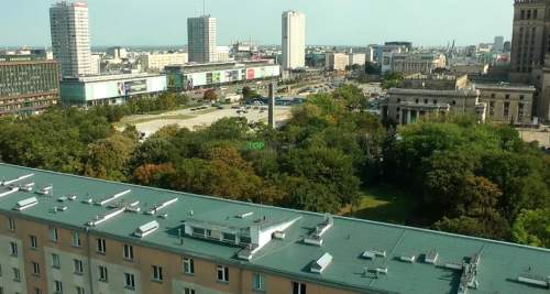 Ciche studio z widokiem na ścisłe centrum