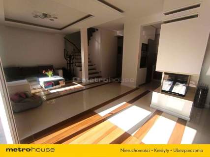 Segment narożny110m2 z ogródkiem oraz tarasem