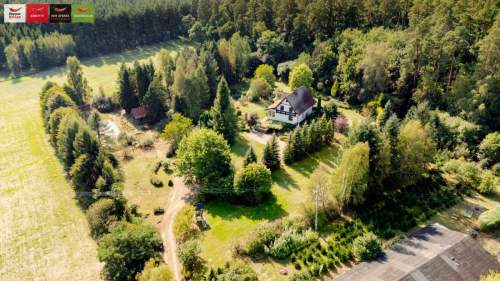 Urokliwy dom a la leśniczówka, 1,2 HA przy lesie