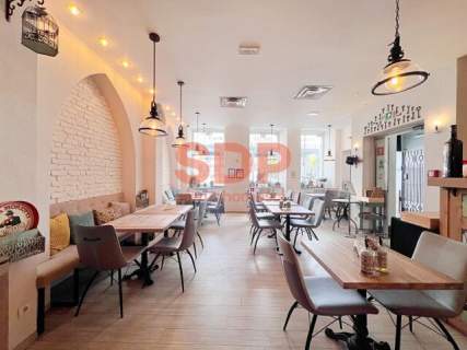 Lokal 168 m2 z potencjałem gastronomicznym - Plac Solny