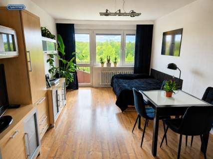 Północ, 2 pokoje, duży balkon, widok na las