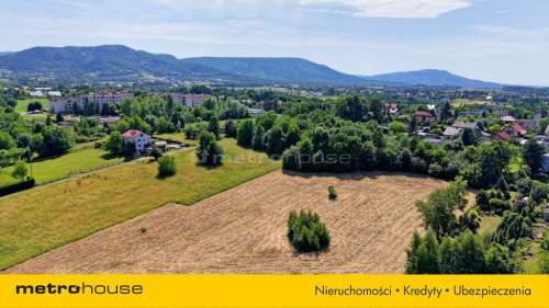 Działka inwestycyjna z widokiem na góry. 2x40arów