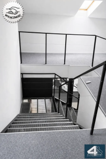 Showroom biuro magazyn przy A2